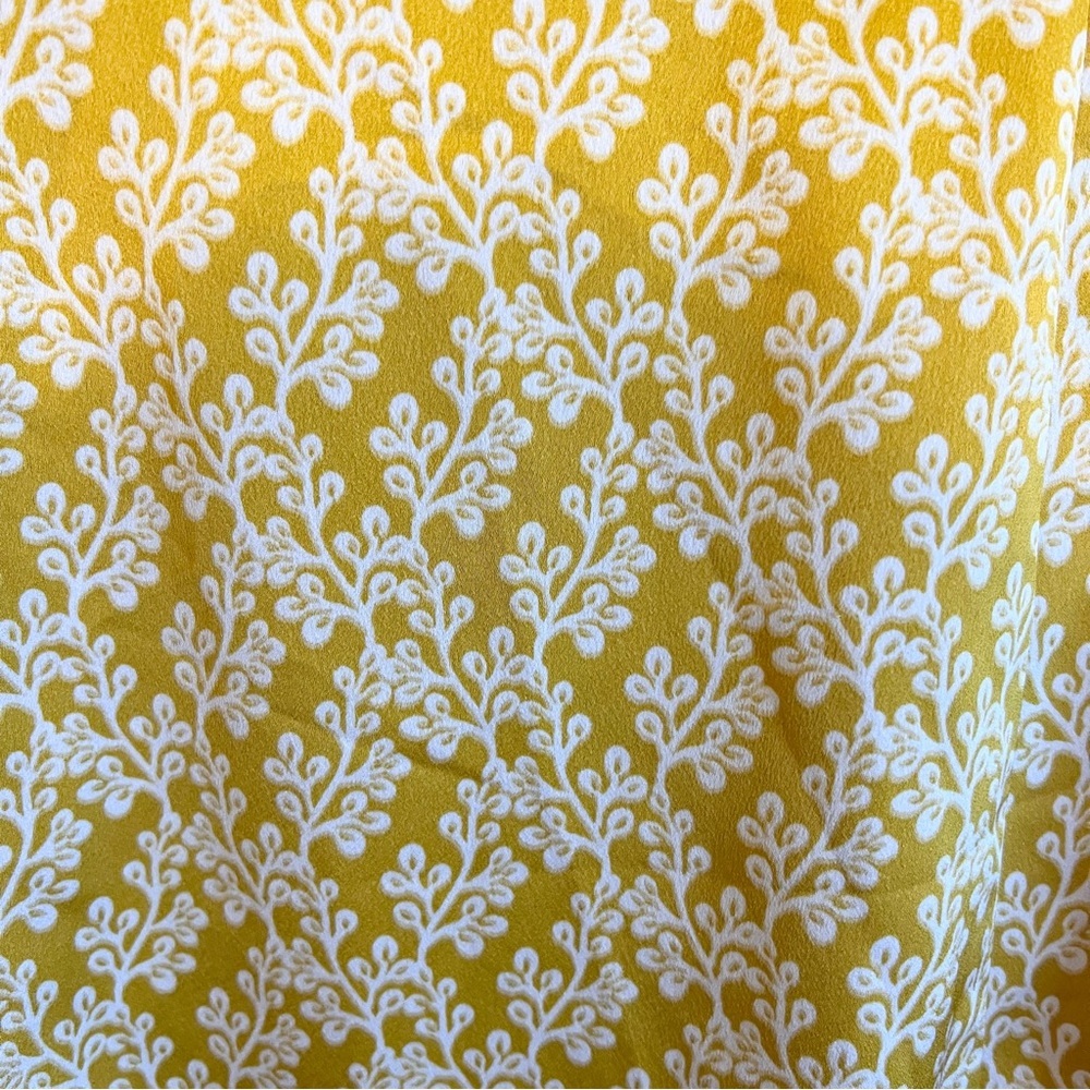 Ann Taylor LOFT Women’s Skirt A-Line Slit Yellow White Satin Dainty 2 - Picture 2 of 7